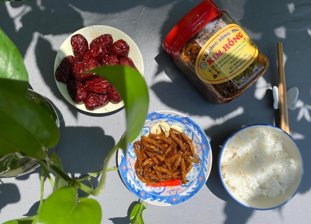 cá bống sông trà kho tiêu kim hồng